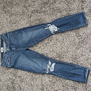 Paige distressed skinny jeans Size 28